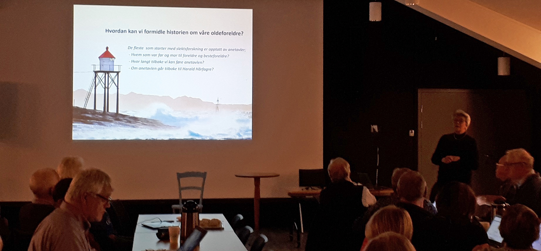 Foredrag på medlemsmøte.