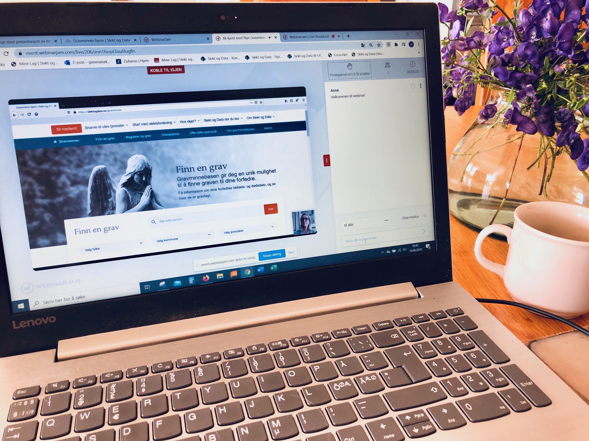 pc skjerm som viser webinar fra Slekt og Data