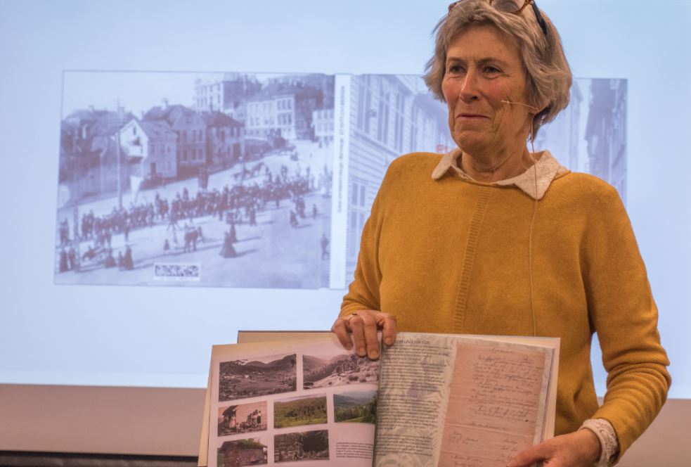 Brit Hauge holder foredrag