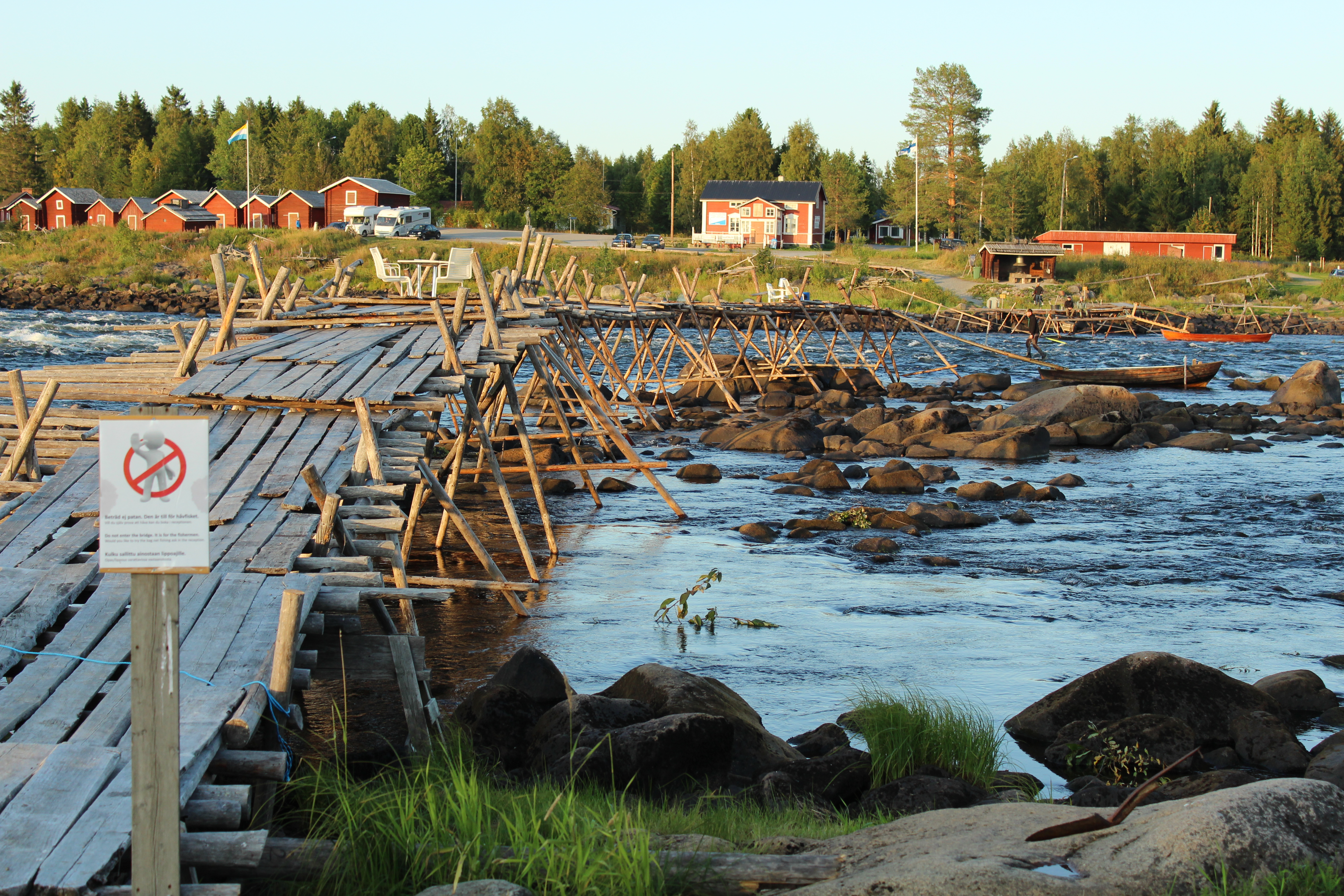 Pata Kukkolafossen