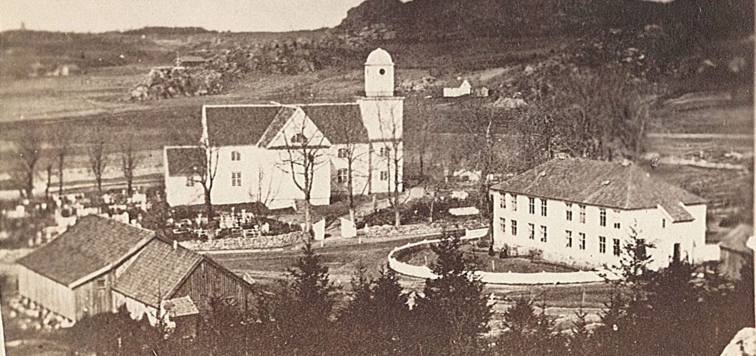 Sandar kirke og prestegård 