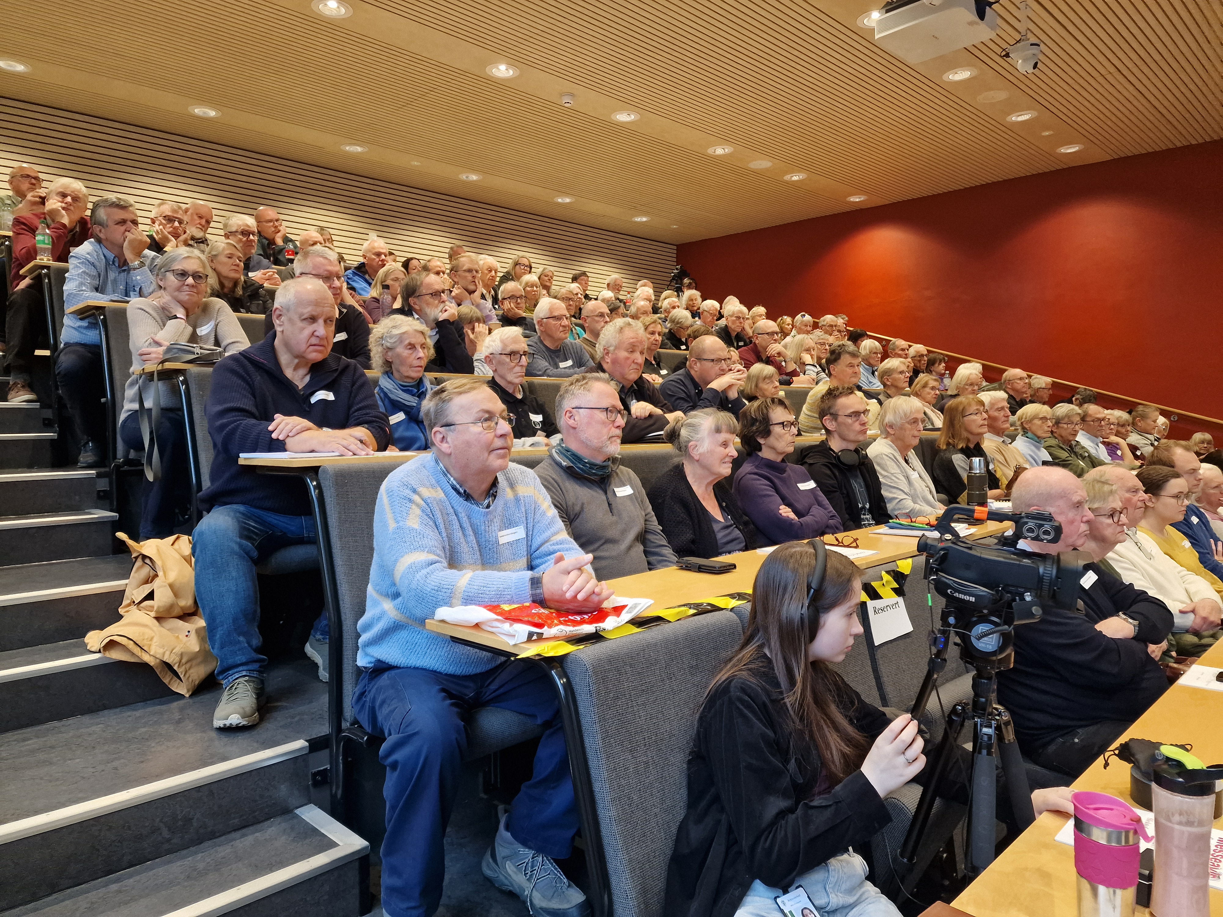 Full sal i på Nasjonalarkivet