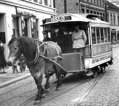 Grønntrikkens hestesporvogn 6 prøvekjøres i 1950