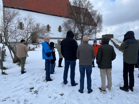Omvisning på Trondenes kirke på landsmøtet 2026.