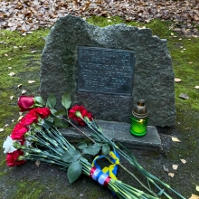 Minnesmerke i St. Petersburg på&nbsp;Lovashovo minnekirkegård