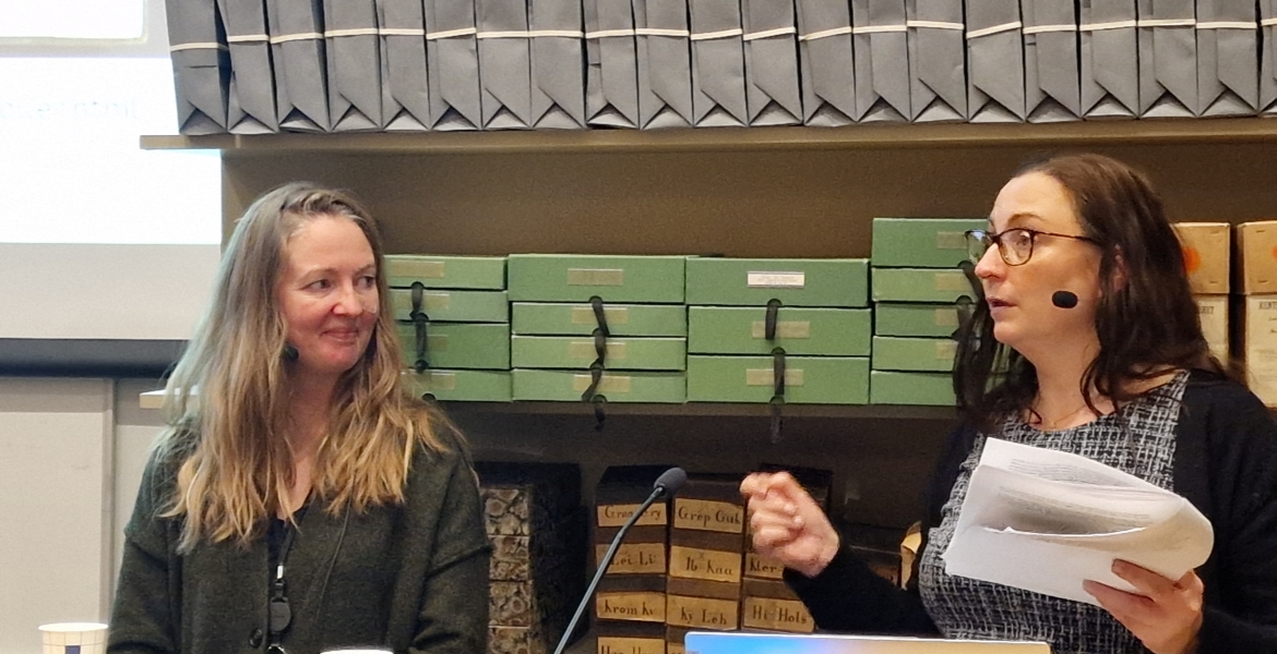 Unn Hovdhaugen og Johanne Bergkvist fra Oslo byarkiv