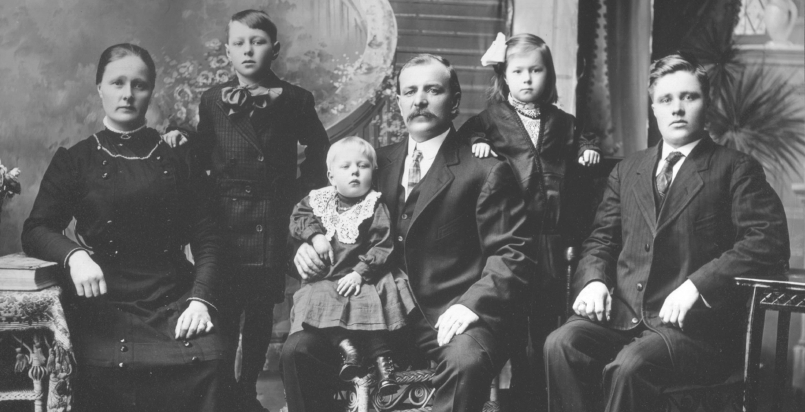 Jossi Pekan Jaako med familie